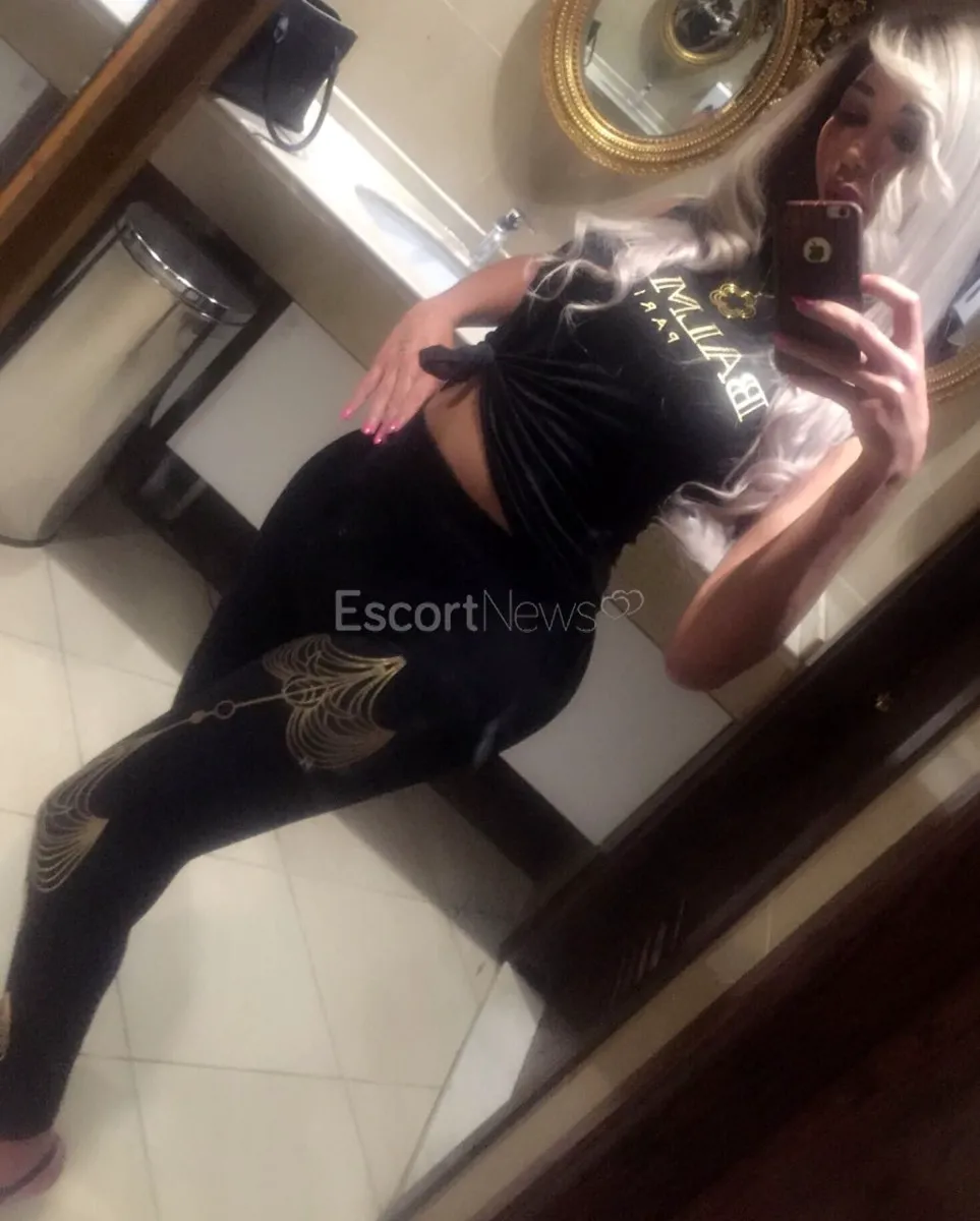 Escorts Lebanon Juliana k