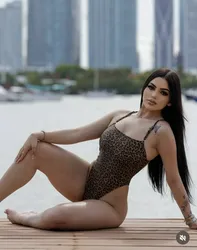 Escorts Miami, Florida Roxanat