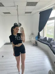 Escorts Rome, Italy (Viola, agency Sweet Heart)