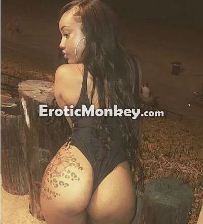 Escorts California Roxy