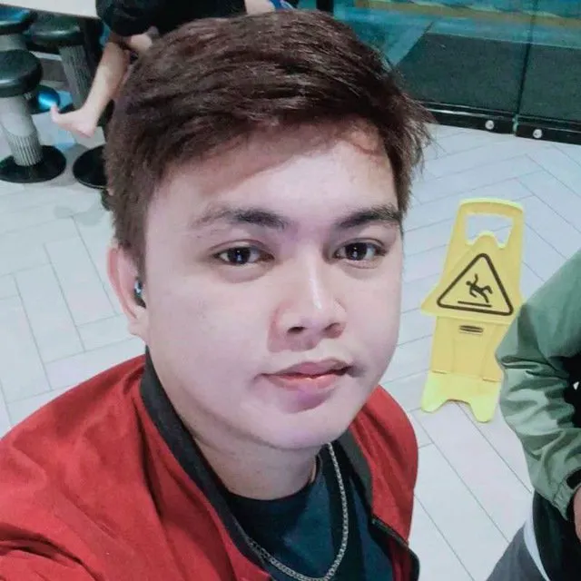 Escorts Manila, Philippines Justin Mansalapuz