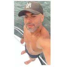 Escorts Croydon, England Hello, I’m a Brazilian newly arrived in Croydon.