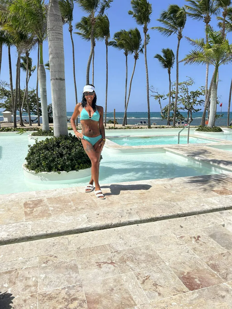 Escorts Drummondville, Quebec Alicia EN LIGNE SEULEMENT