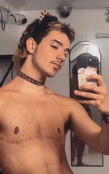 Escorts Montreal, Quebec Mikeyboyftm