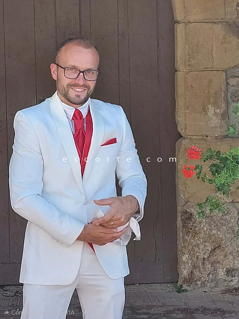 Escorts Paris, France Jerem