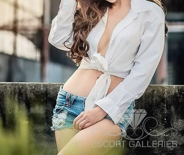 Escorts Bangkok, Thailand Faye H