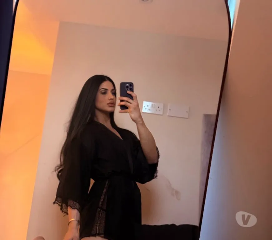 Escorts Nottingham, England Who knows Maybe theres a Mih missing in your life