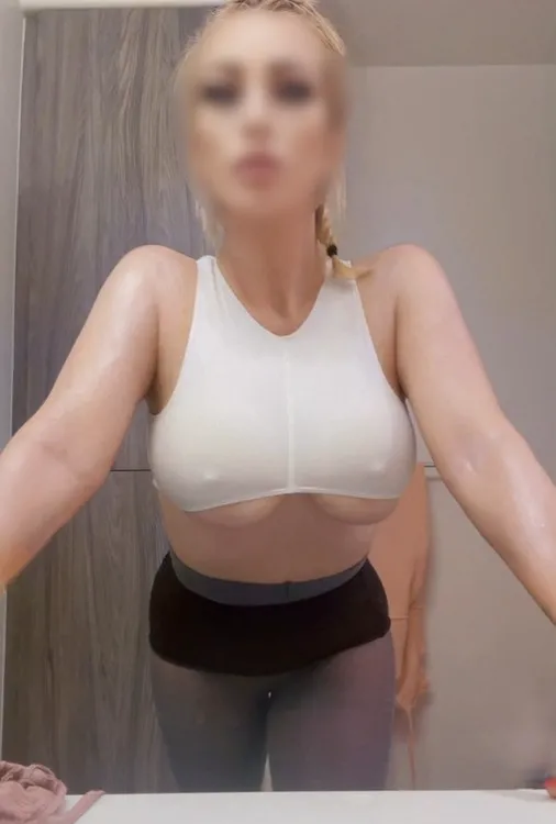 Escorts Phoenix, Arizona LIA
