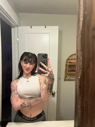 Escorts Madison, Wisconsin SEXY ESCORT SERVICE AVAILABLE FOR DISCREE, HOT SEX💦, BDSM. HMU 