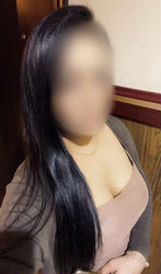 Escorts Dubai, United Arab Emirates ISHITA indian spa in bur Dubai