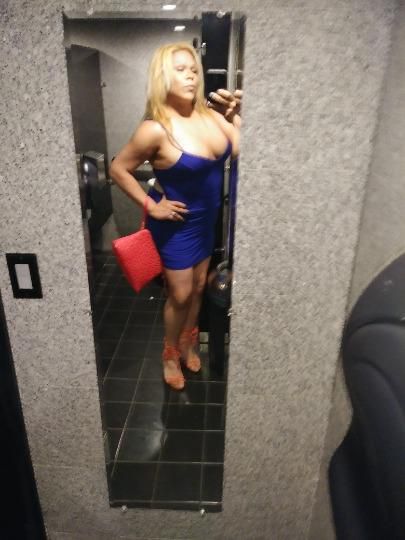 Escorts Detroit, Michigan beautiful JENNIKA ts visiting only NOT INTO PARTY AT ALL PLEASE STAY AWAY