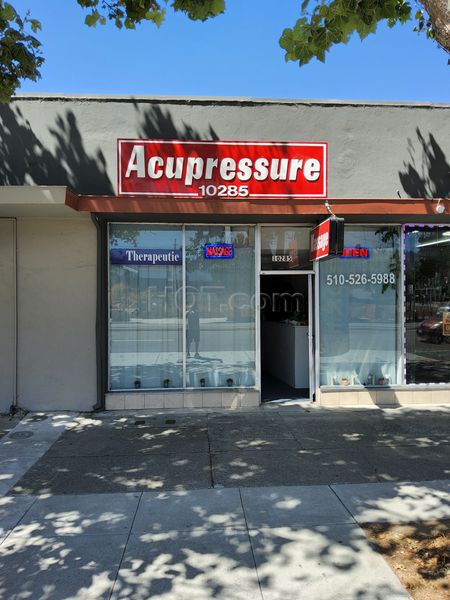 Massage Parlors El Cerrito, California Acupressure Therapy Health Care