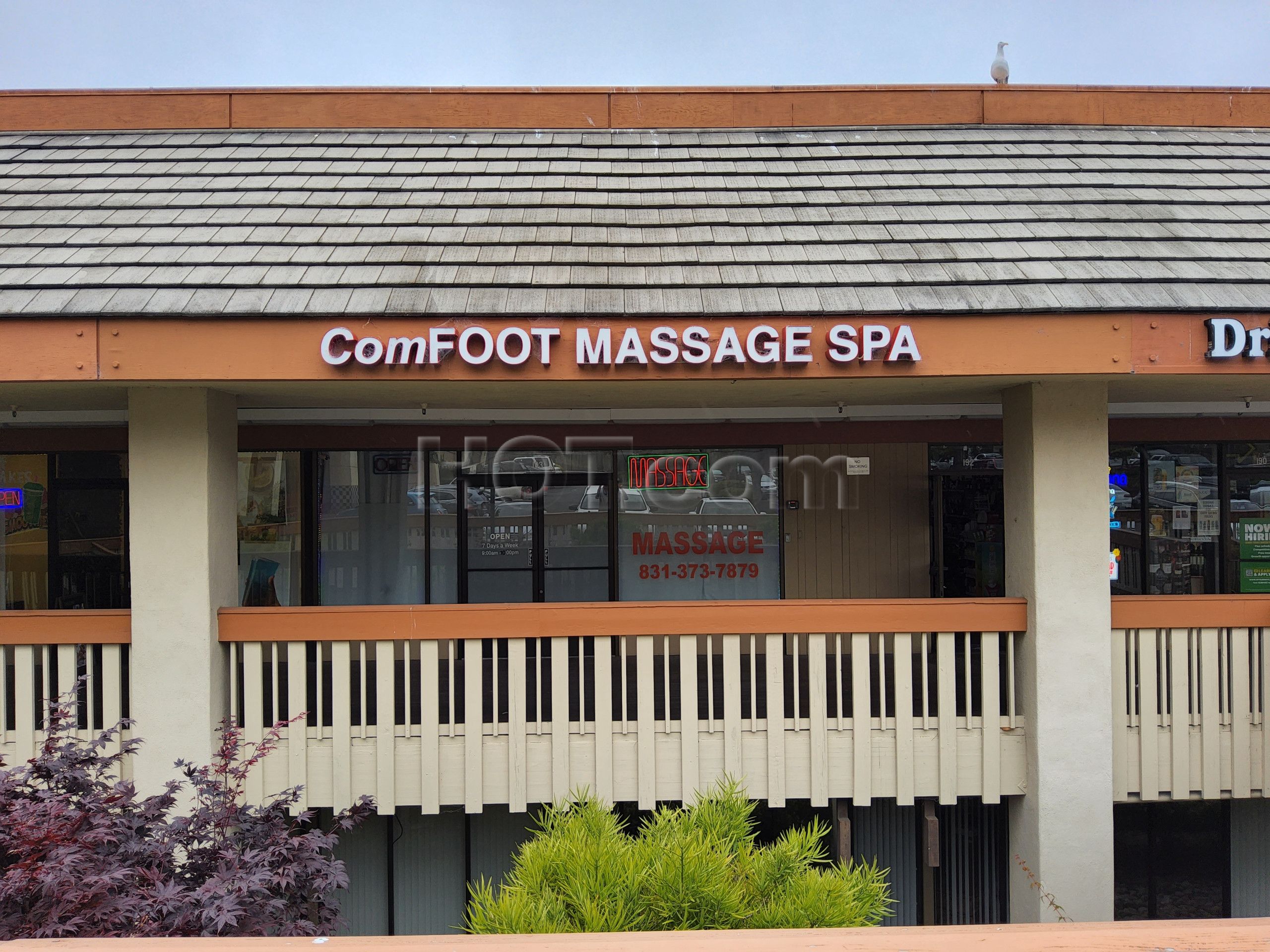 Monterey, California Comfoot Massage Spa