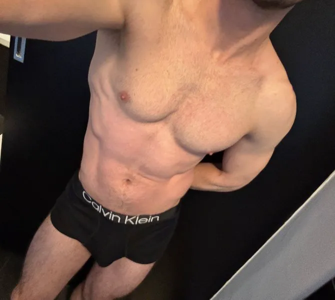 Escorts Prague, Czech Republic VictoreM