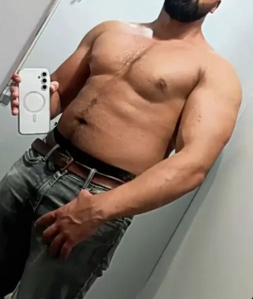 Escorts Sydney, Australia DOMTOPBEAST