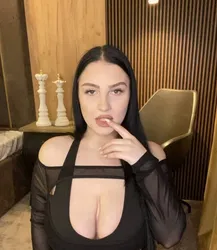 Escorts Red Deer, Alberta Sexy Sierra