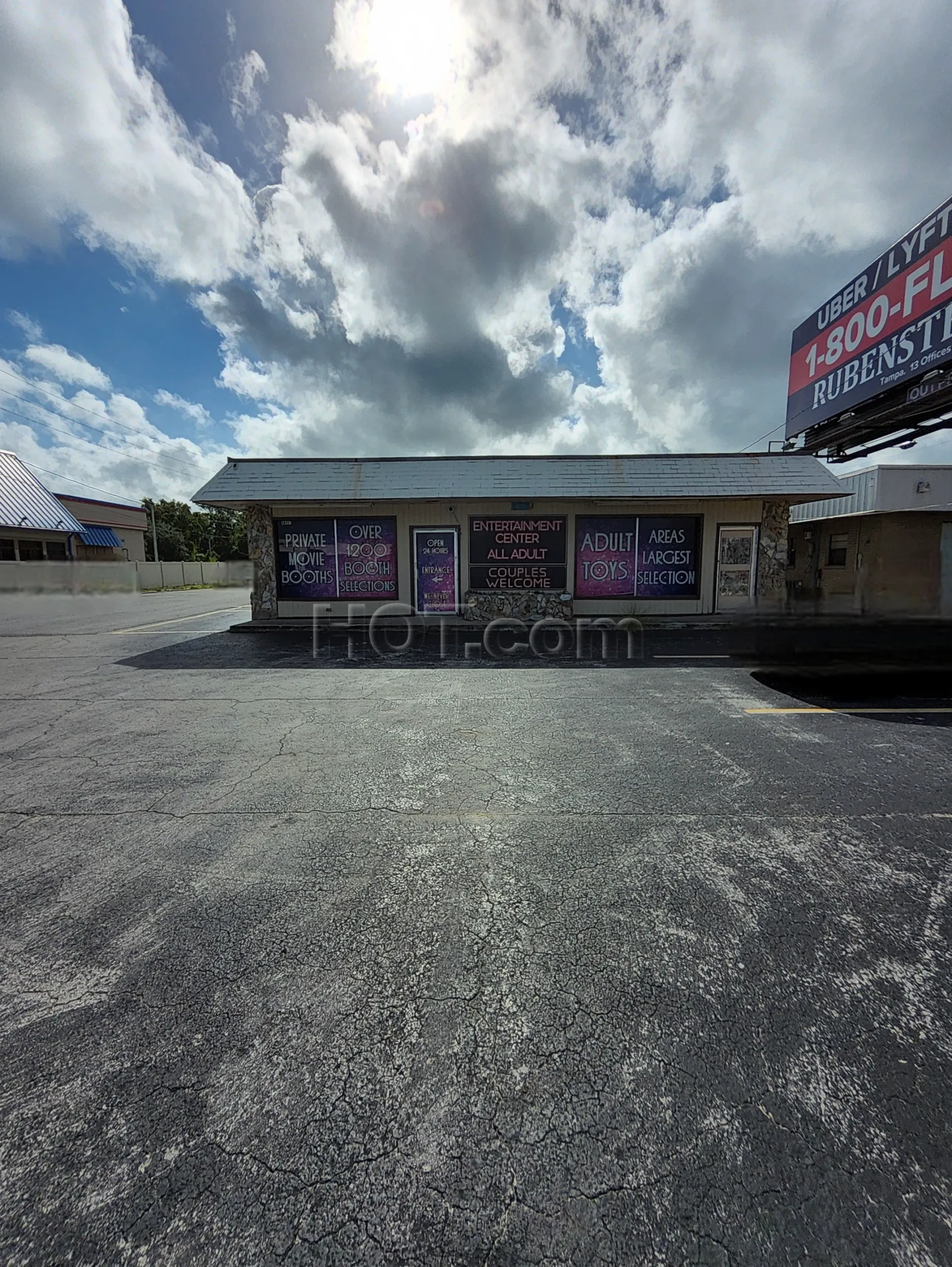 Tarpon Springs, Florida Entertainment Center