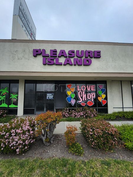 Sex Shops Torrance, California Pleasure Island
