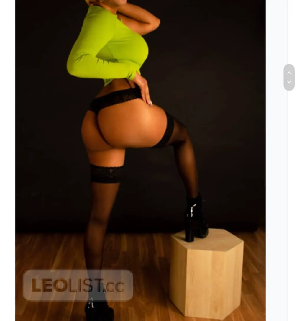 Escorts Cambridge, Ontario sexy latina available today all day