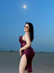 Escorts Dubai, United Arab Emirates Mira