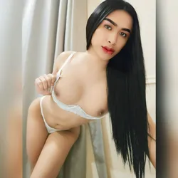 Escorts Muscat, Oman maya Ladyboy