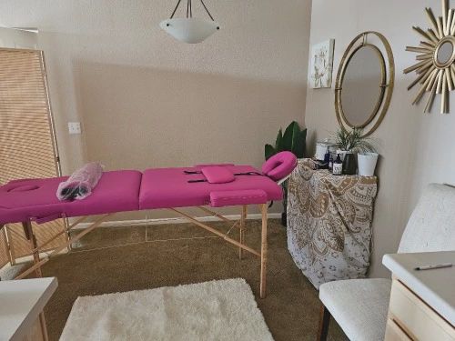 Escorts Boulder, Colorado Hot Naked Yoga, Sensuous Massage, SPA & More