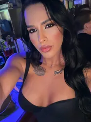 Escorts Miami, Florida Adina