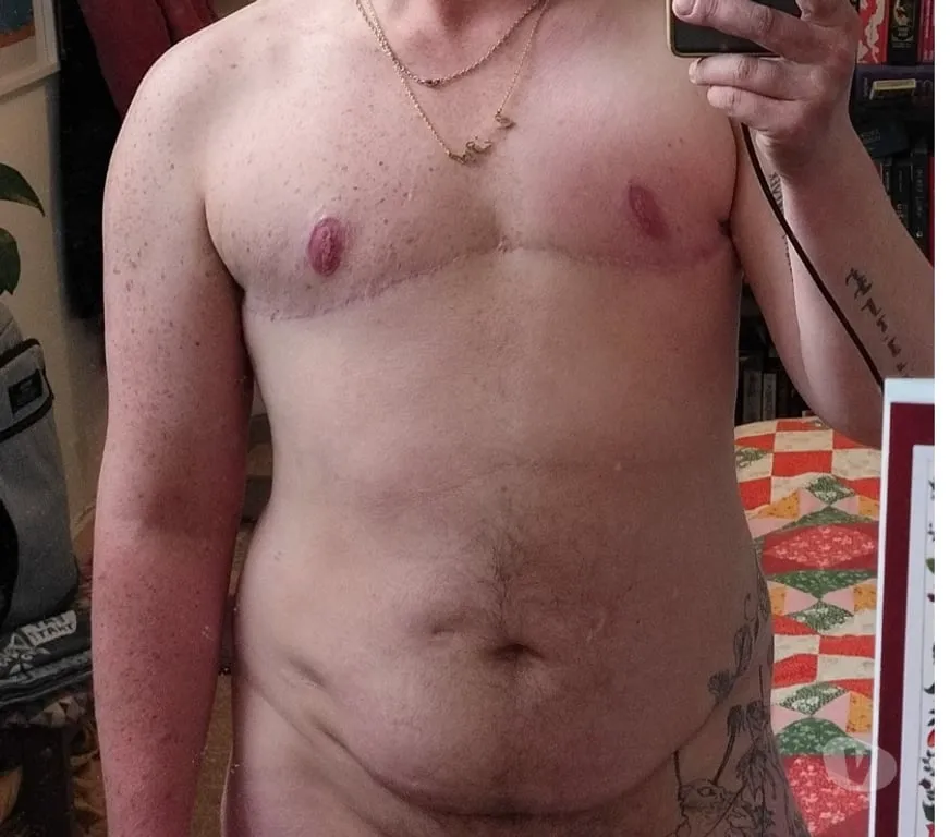 Escorts Leeds, England FTM ready to play