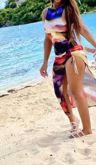 Escorts Staten Island, New York the weekend is here make it memorable with a walking spanish party  29 -