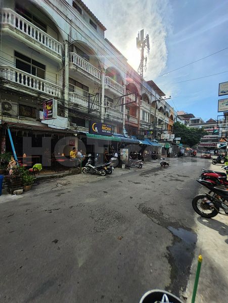 Beer Bar Pattaya, Thailand Lucky Nicha Bar