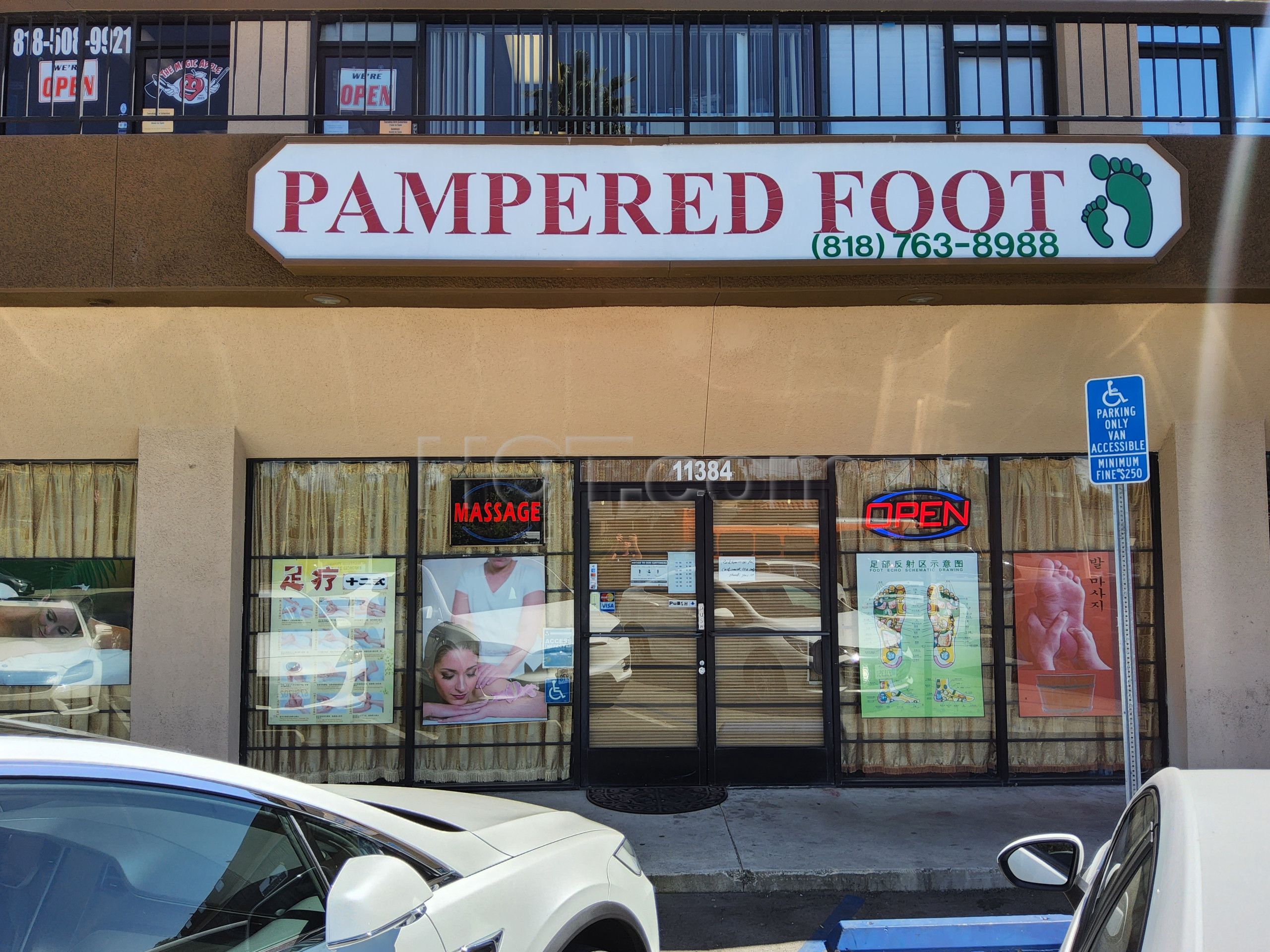 Studio City, California Pampered Foot Spa