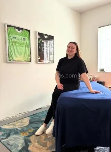 Escorts Boulder, Colorado THIS IS EMILY LICENSED MASSAGE THERAPIST.