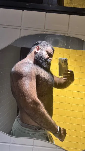 Escorts Madrid, Spain WoofbrBear