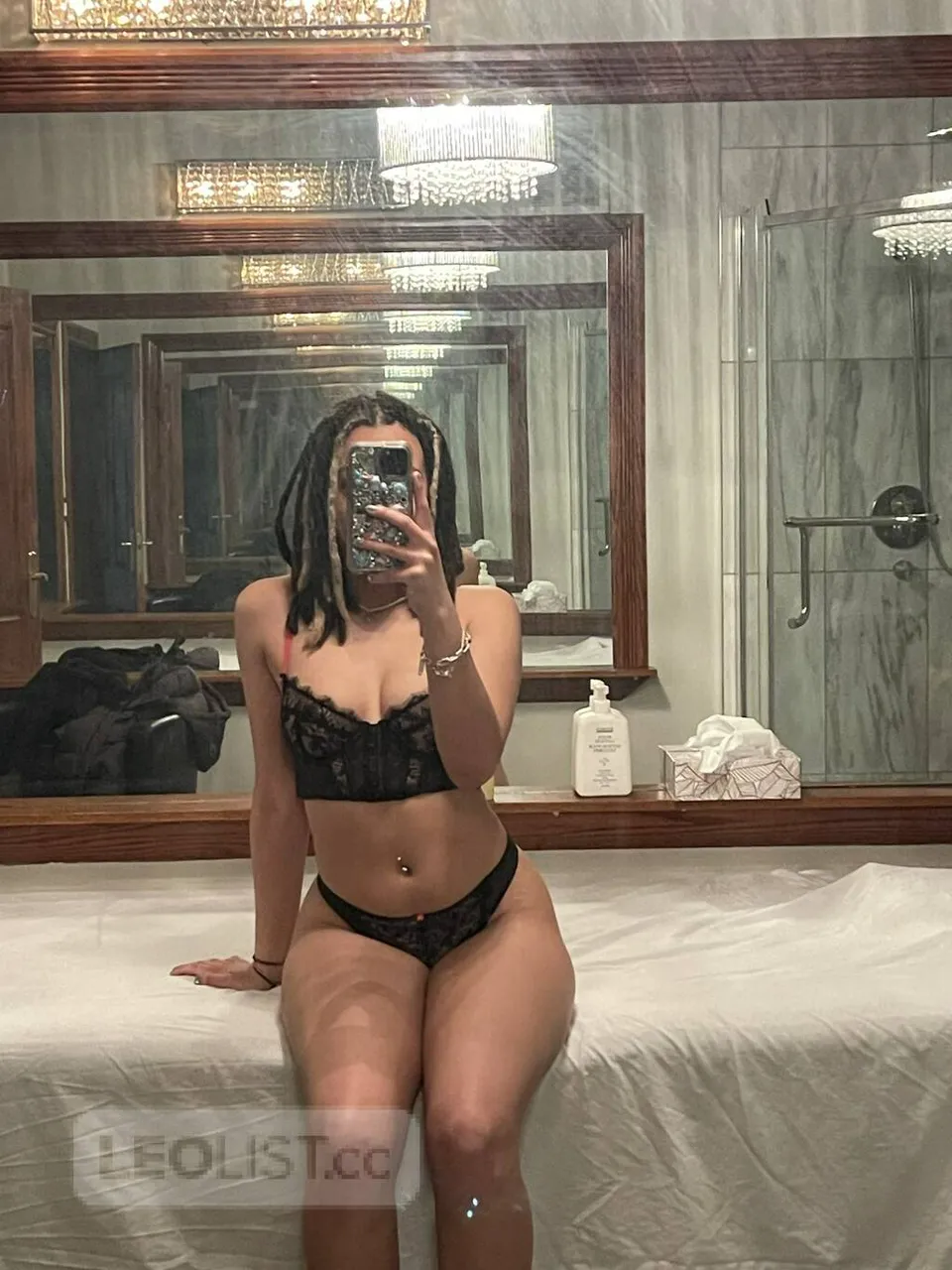Escorts North York, Ontario LUNA**19***incall **yorkdale**gfe