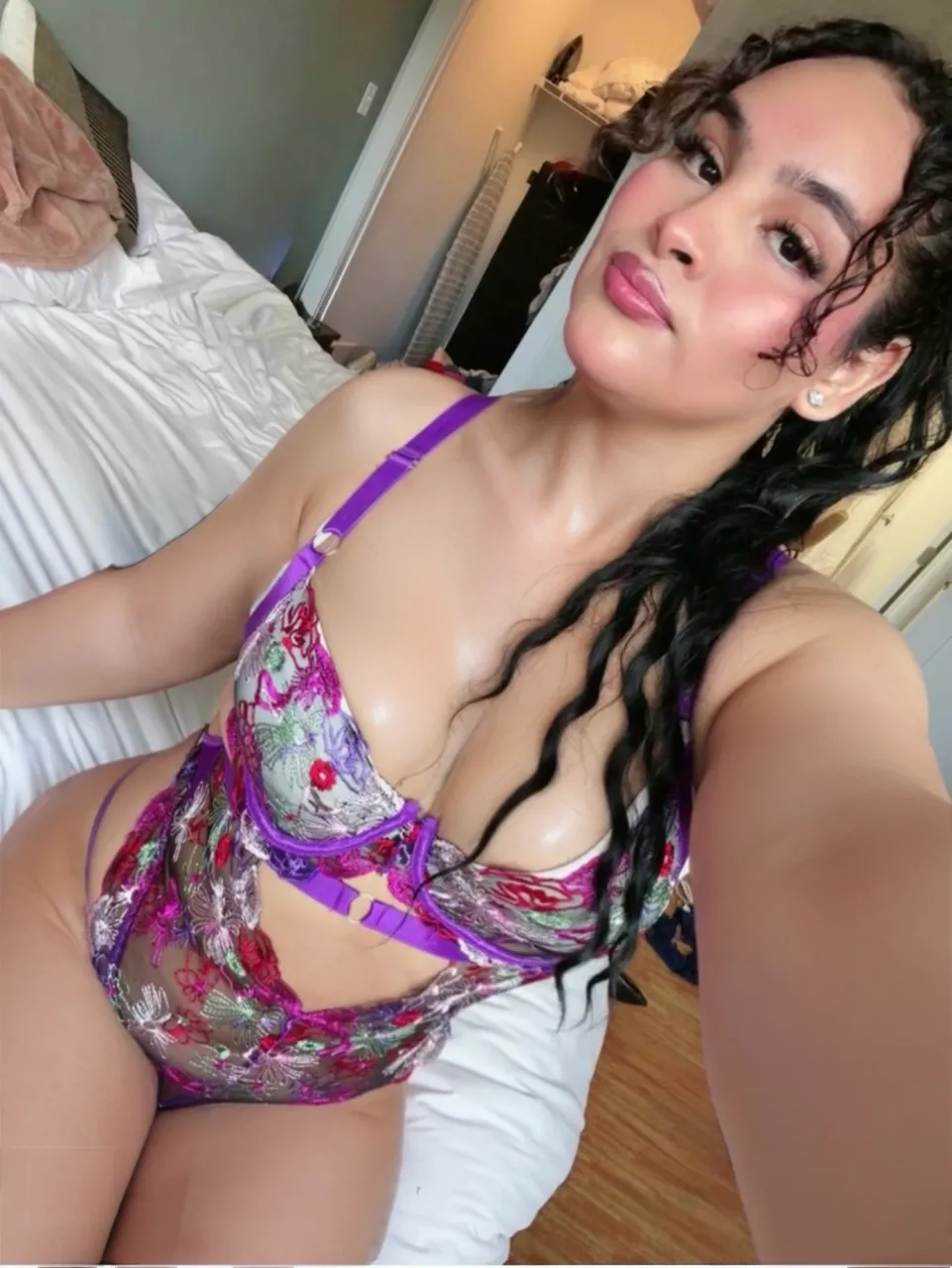 Escorts Palm Springs, California Andrea Visiting