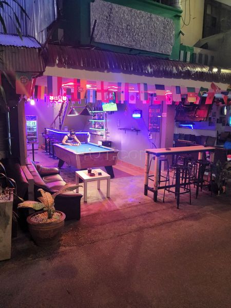 Beer Bar / Go-Go Bar Ko Samui, Thailand Lucky Bar
