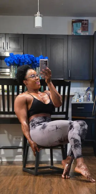 Body Rubs Chicago, Illinois Goddess Novara