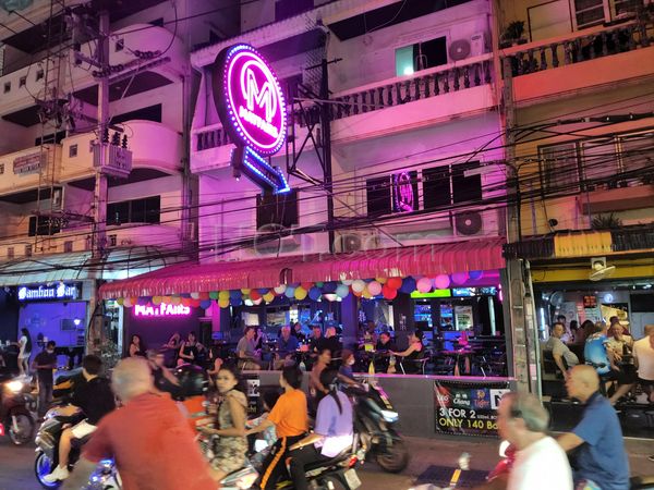 Beer Bar / Go-Go Bar Pattaya, Thailand Mayfairs