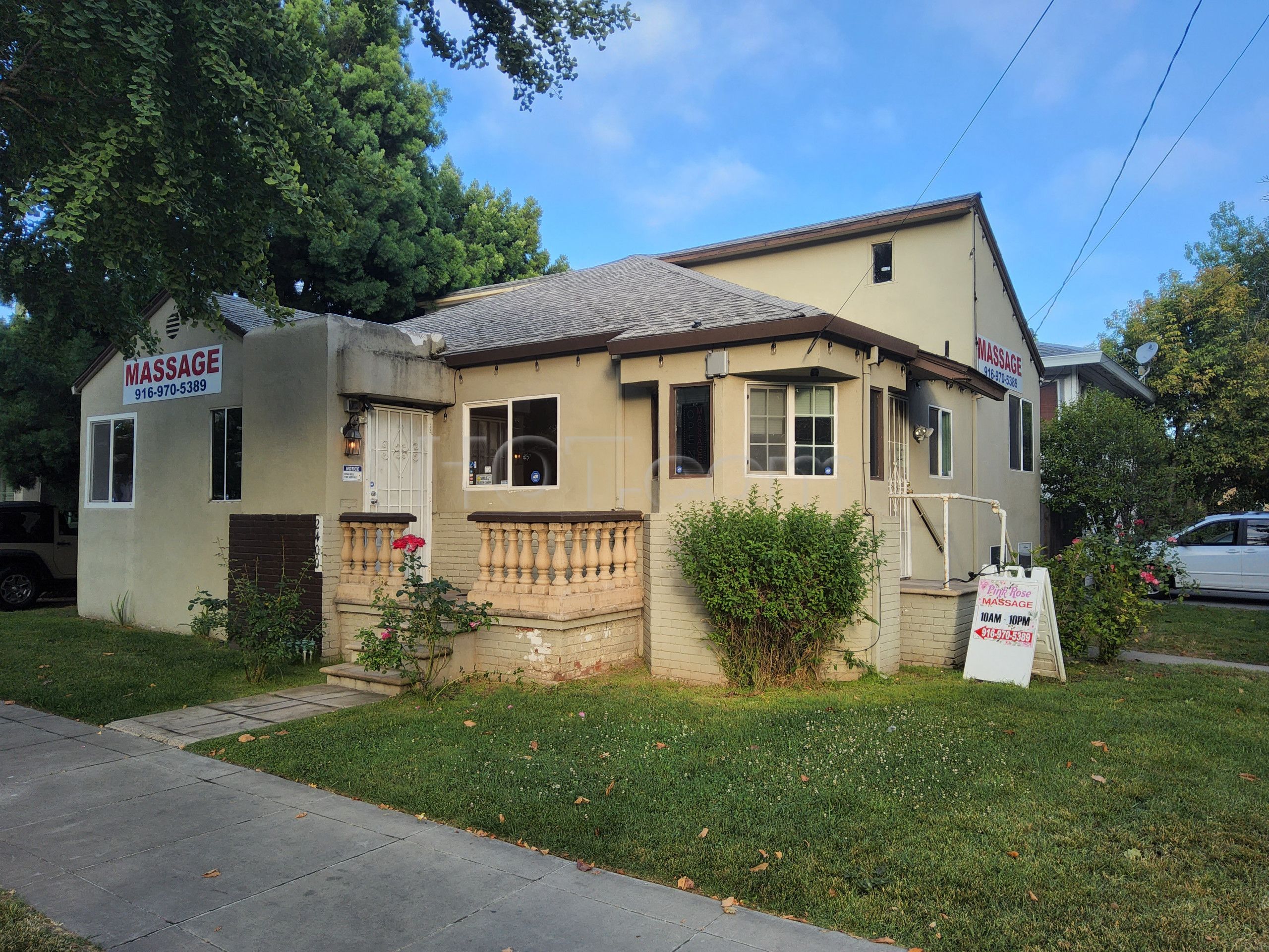 Sacramento, California Pink Rose Massage