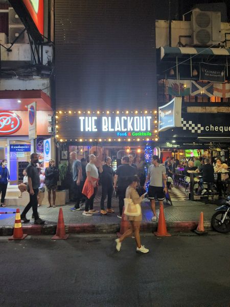 Beer Bar / Go-Go Bar Bangkok, Thailand The Blackout
