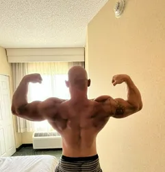 Escorts Philadelphia, Pennsylvania Stronglikebull