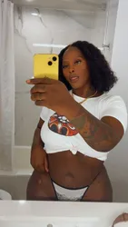 Escorts Pittsburgh, Pennsylvania Mahogany James