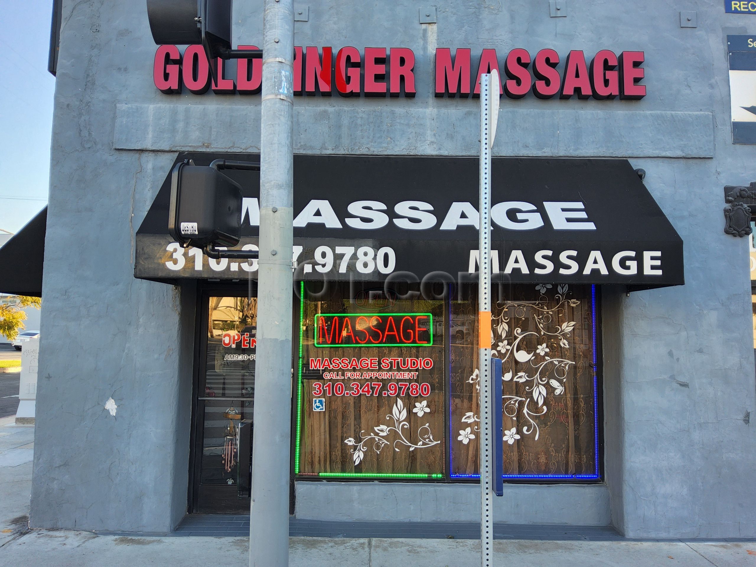 Los Angeles, California Goldfinger Massage