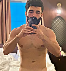 Escorts Dubai, United Arab Emirates Sport Men Xxl