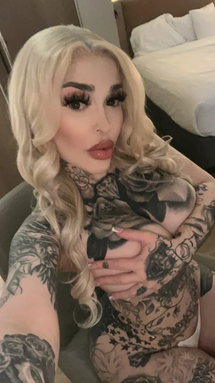 Escorts Tucson, Arizona Tattoobunnie