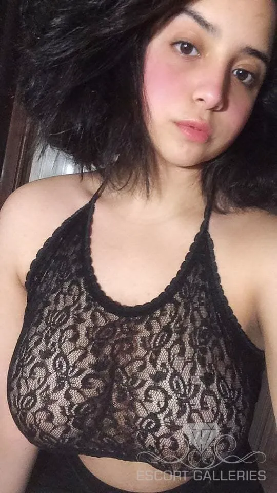 Escorts Cairo, Egypt zeina