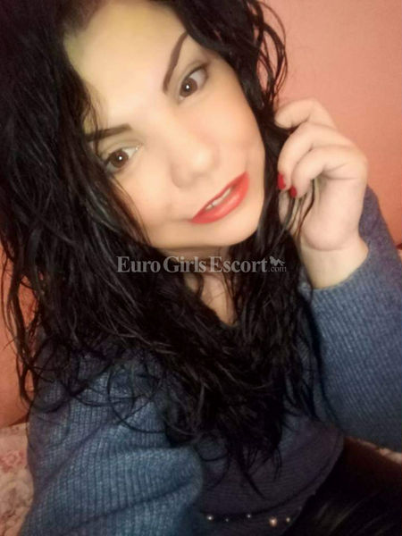 Escorts Linz, Austria Delia