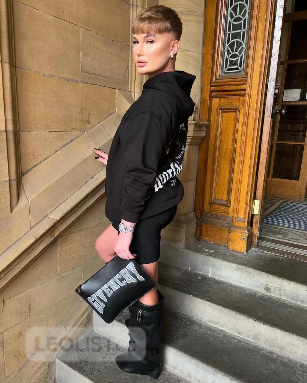 Escorts Quebec City, Quebec Doll Twink