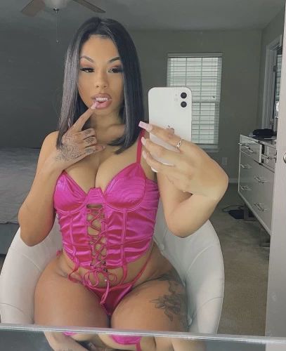 Escorts Atlanta, Georgia Come unwind and relax with me now