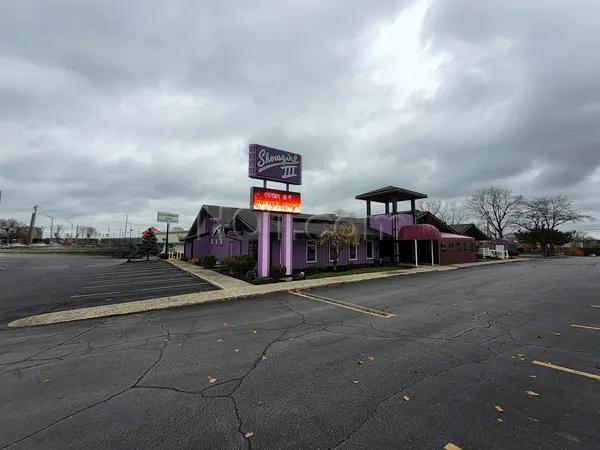 Strip Clubs North Highland, Indiana Showgirls